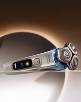 Series i9000 Prestige Ultra Wet & Dry Electric Shaver with Quick Clean Pod & UV Power Case