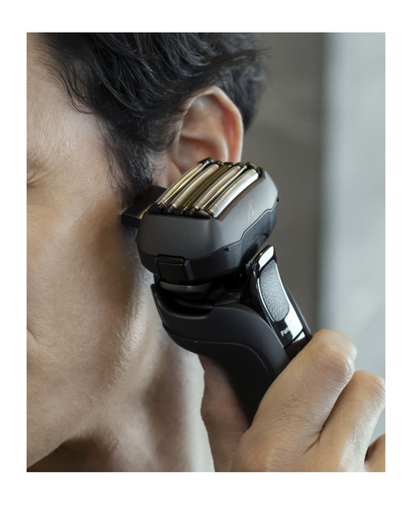 5-Blade Wet & Dry Electric Shaver with Beard Sensor & Clean & Charge Station