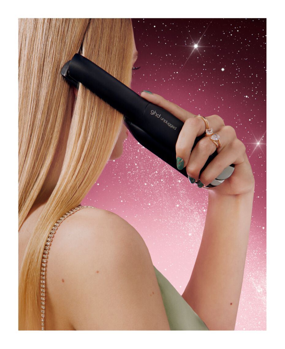 ghd® unplugged® cordless hair straightener festive gift set limited