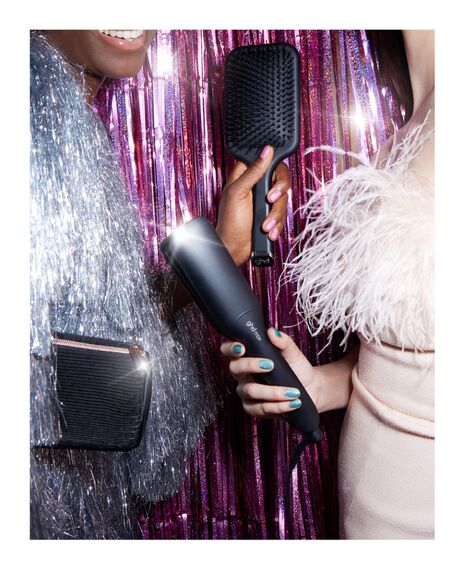 max wide plate hair straightener festive gift set - limited edition