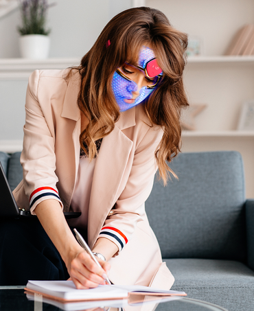 FAQ 201 LED Face Mask