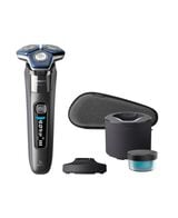 Series 7000 SkinIQ Electric Shaver with Quick Clean Pod