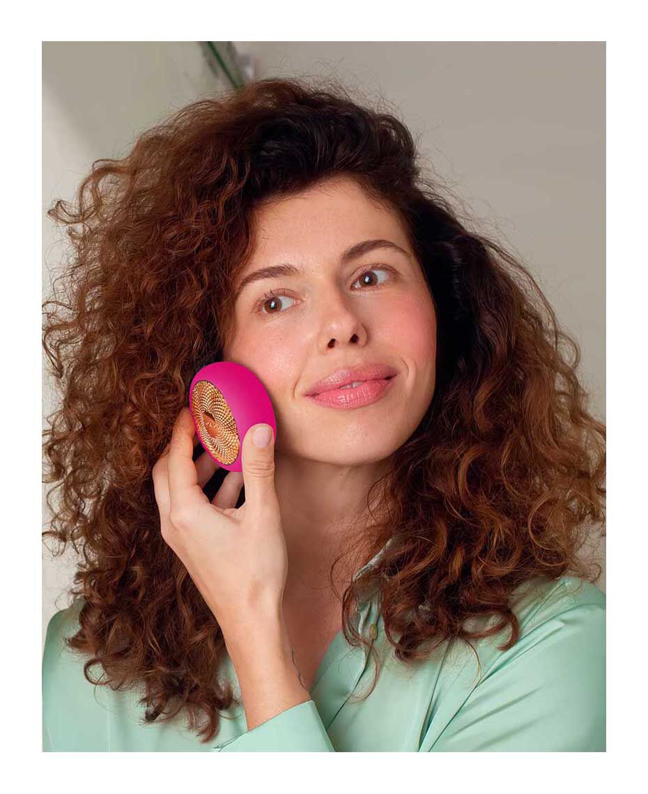 海外セレブ愛用 フェイシャルビューティースパ FOREO UFO TM 海外セレブ愛用 フェイシャルビューティースパ FOREO UFO TM