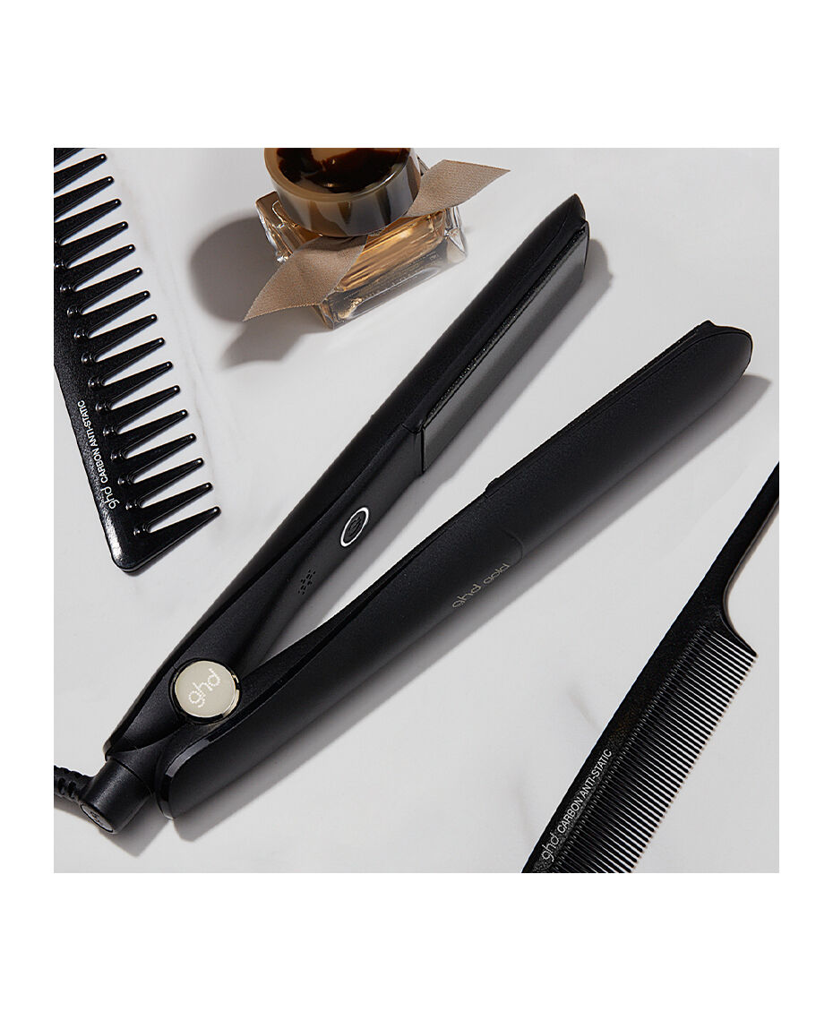 ghd® | gold® professional hair straightener | Shaver Shop