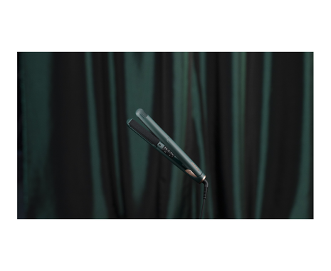 The Evergreen Collection Original Iron Hair Straightener