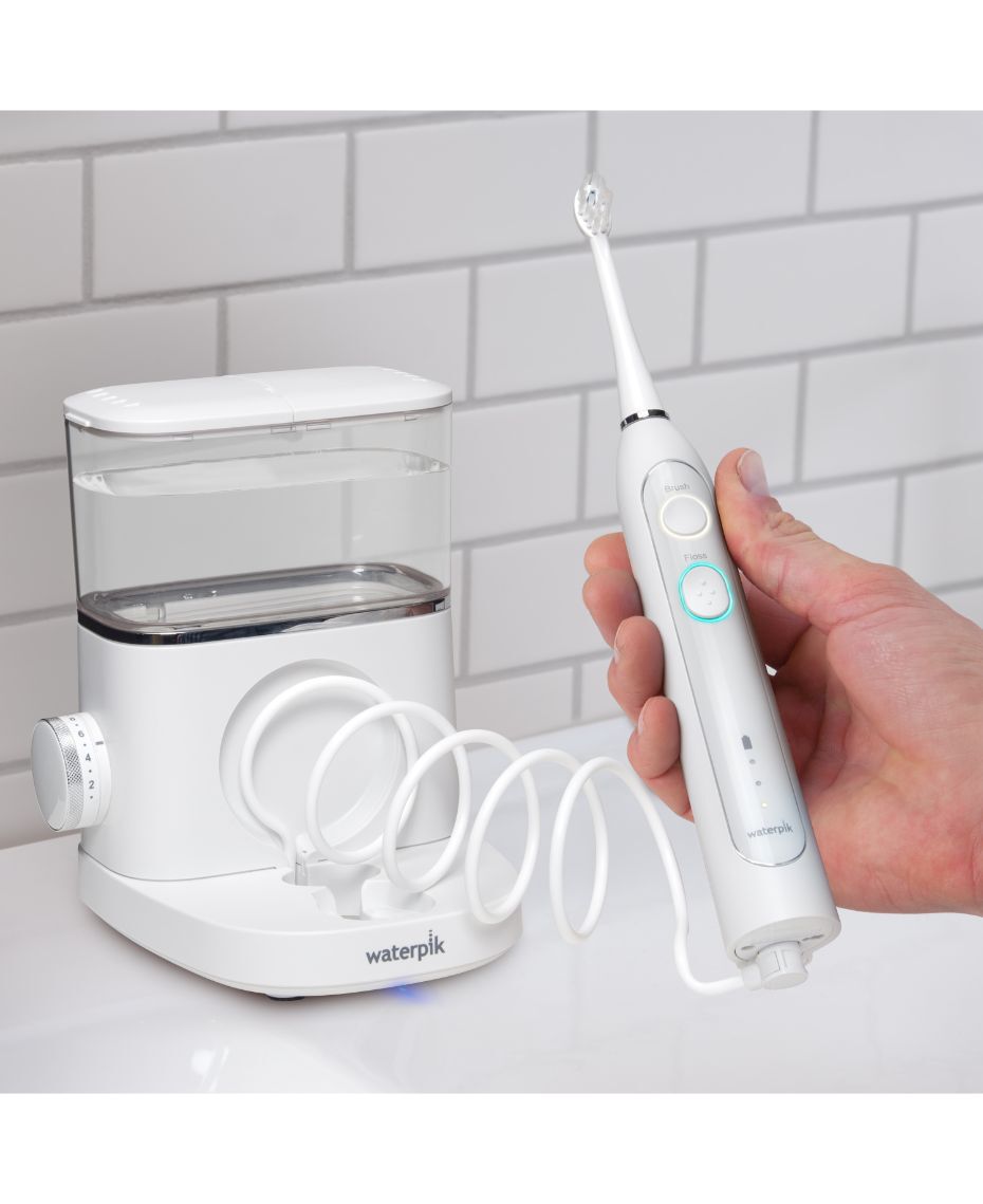 Proportional flydende vedvarende ressource Waterpik | Professional Sonic-Fusion® Toothbrush Water Flosser | Shaver Shop