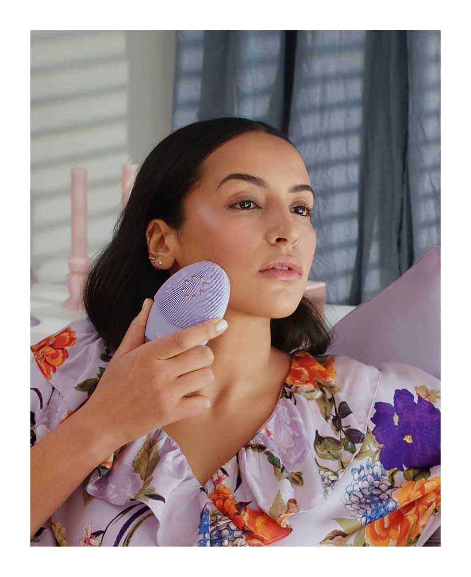 新品未使用　FOREO LUNA 3 パープル　ケースに傷あり 新品未使用 FOREO LUNA 3 パープル ケースに傷あり