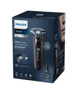 Series 7000 SkinIQ Electric Shaver