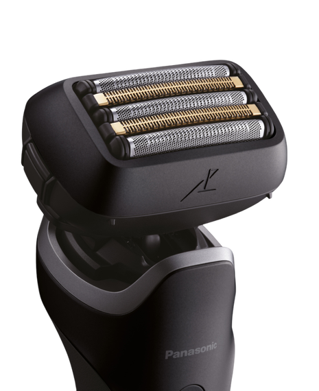 Series 900 PRO 5-Blade Wet & Dry Electric Shaver with Clean & Charge Station