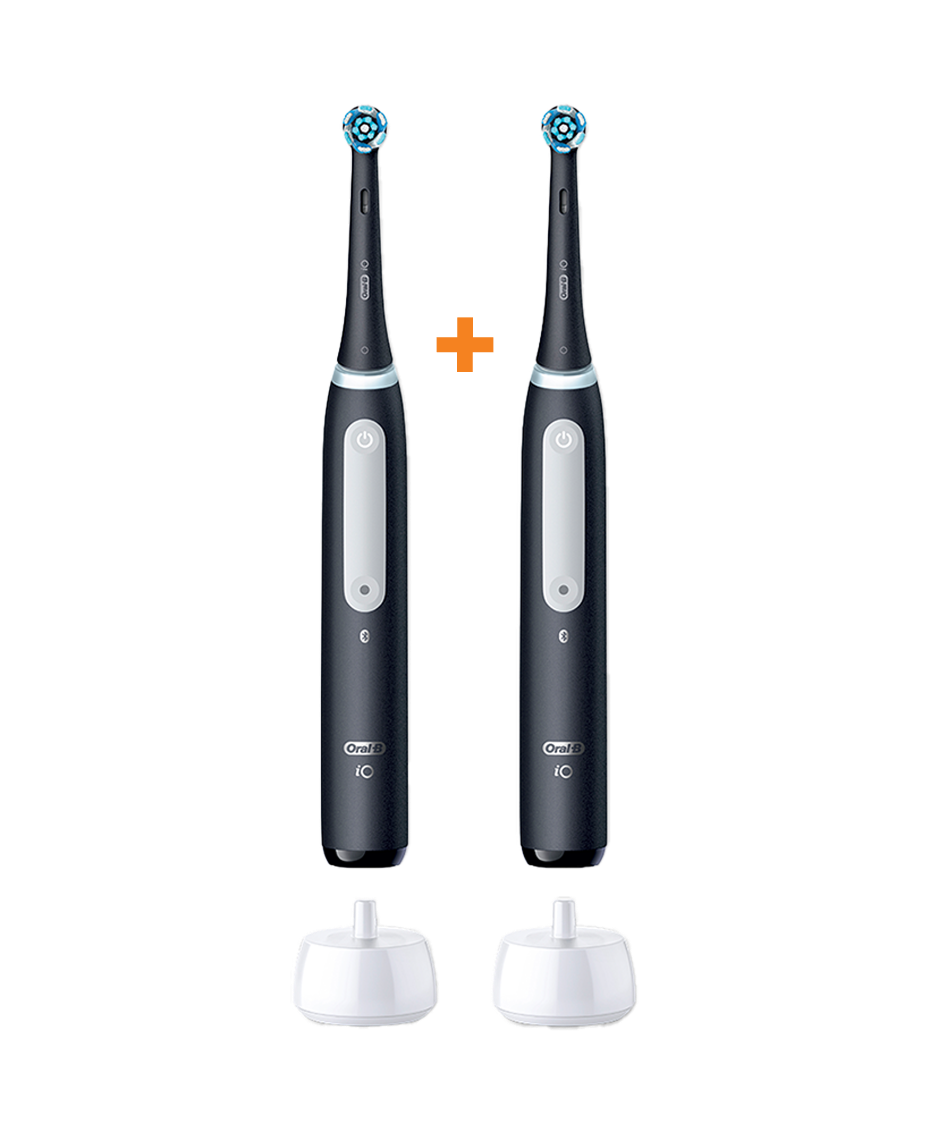 Oral-B iO4 Dual Handle Electric Toothbrush Pack