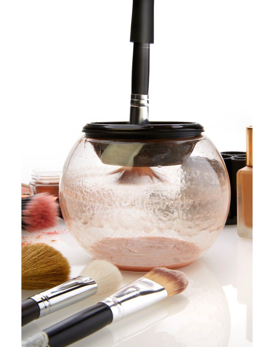 Shaver shop makeup brush cleaner clearance