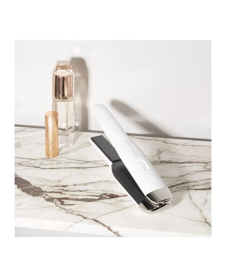 unplugged cordless hair straightener