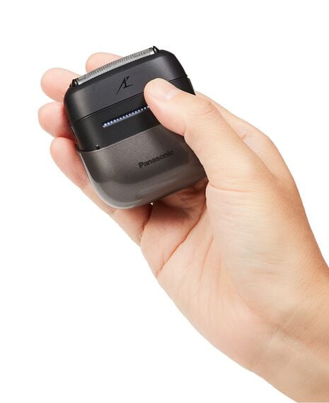 3-Blade Wet & Dry Compact Electric Shaver - Black