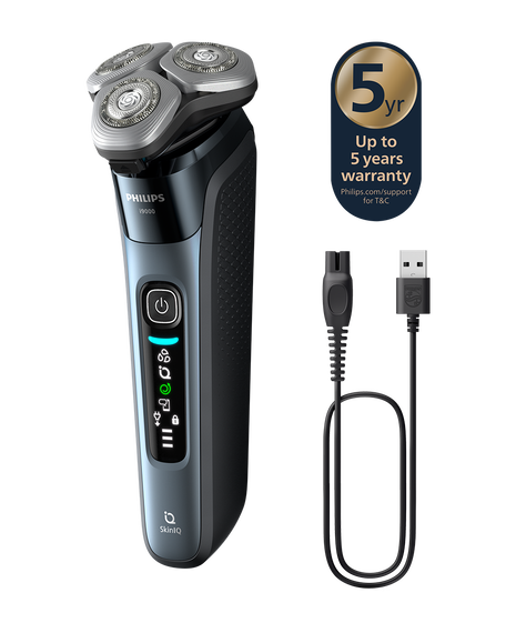 Series i9000 Wet & Dry Electric Shaver with Quick Clean Pod & Charging Stand