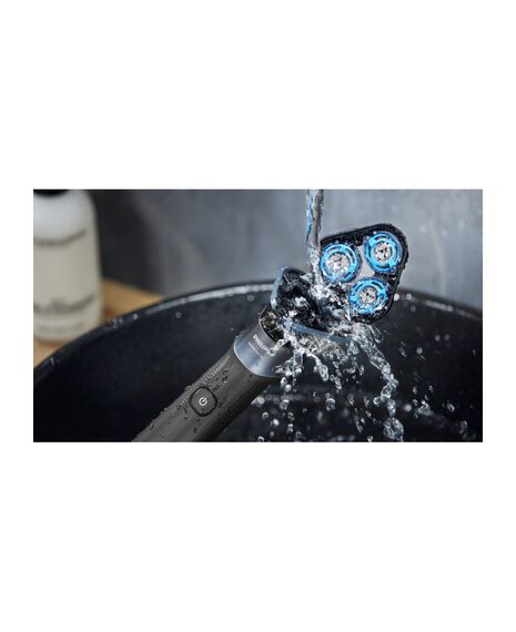 Series 5000X Wet & Dry Electric Shaver with Travel Case