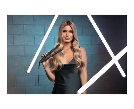 The Evergreen Collection Original Iron Hair Straightener